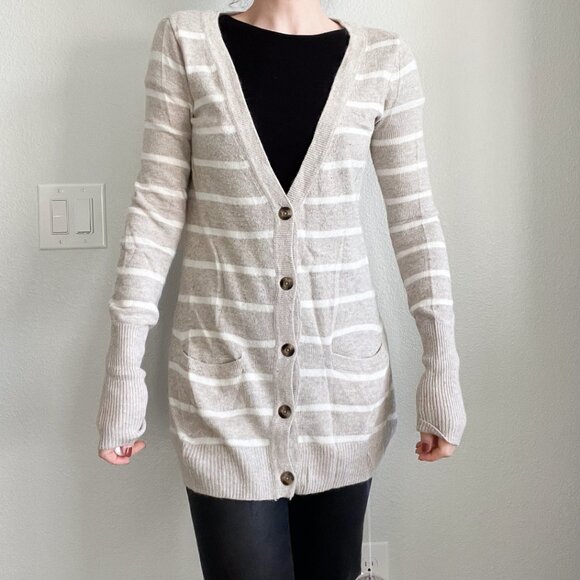 Vintage Abercrombie & Fitch Striped Tan & Ivory V-Neck Dad Cardigan (S) - Picture 1 of 10